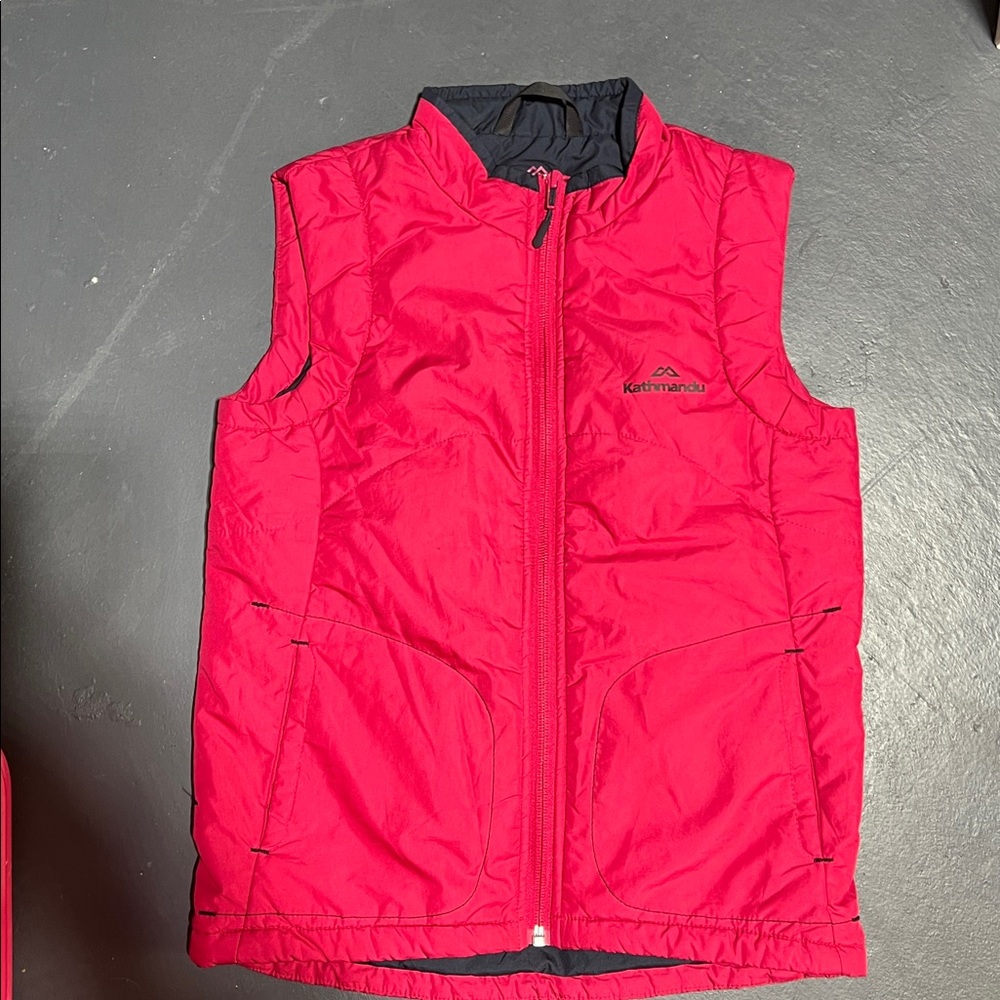 Kathmandu (NZ) Girls lightweight Vest